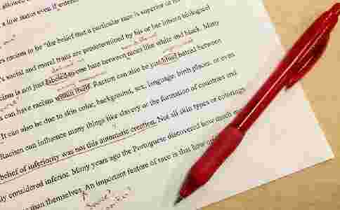 參考文獻(xiàn)被標(biāo)紅了怎么辦，算重復(fù)率嗎？